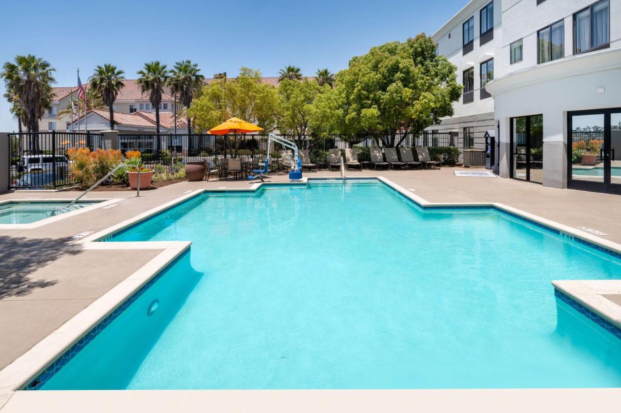 Hampton Inn By Hilton Irvine East - Lake Forest Exteriör bild